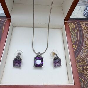 Women’s Purple Square Crystal Pendant Necklace & Earrings Set